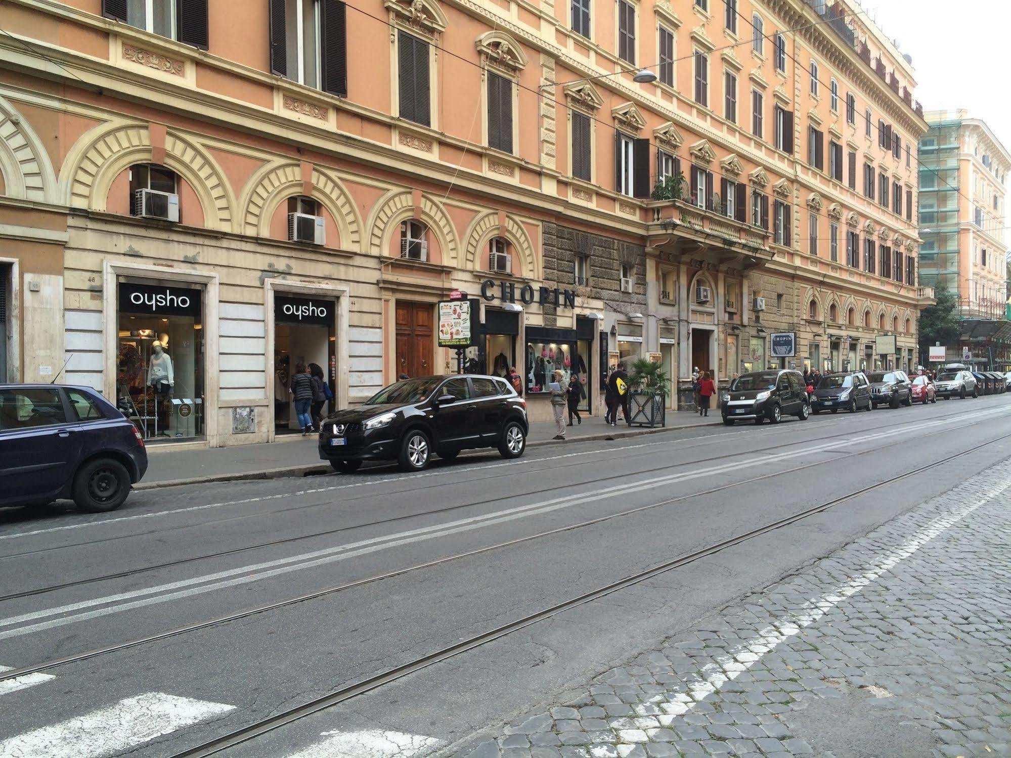 I Prati Di Roma Suites Buitenkant foto